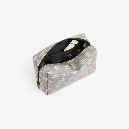Metro Toiletry Case