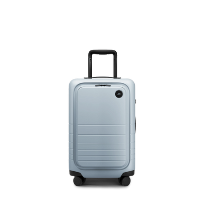 Carry-On Pro