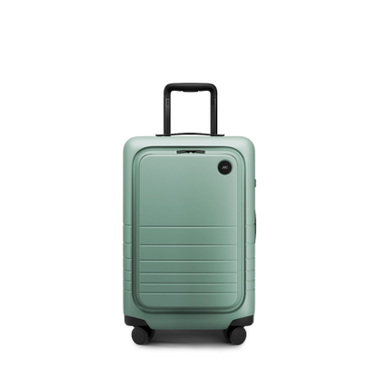 Carry-On Pro Plus