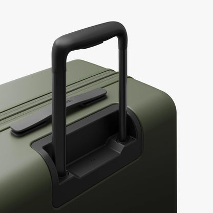 Expandable Check-In Medium