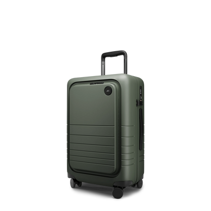 Carry-On Pro Plus