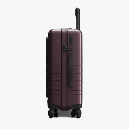 Carry-On Pro