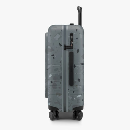 Carry-On Pro