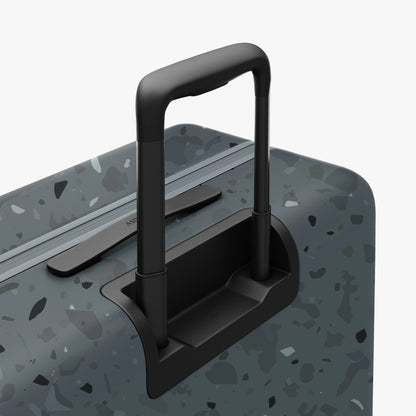 Check-In Medium