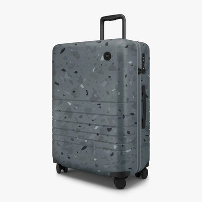 Check-In Medium