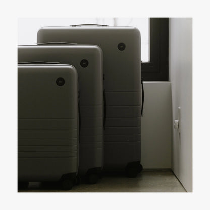 Expandable Carry-On Pro