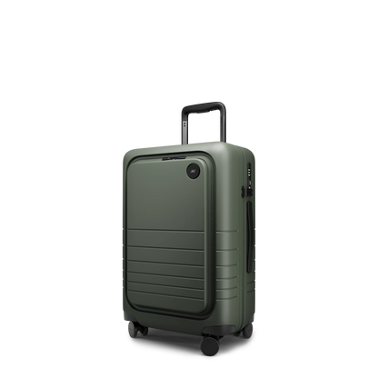Carry-On Pro