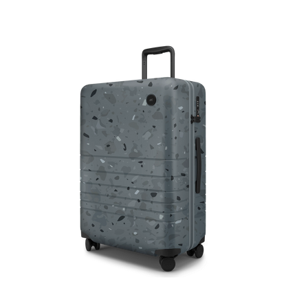 Check-In Medium